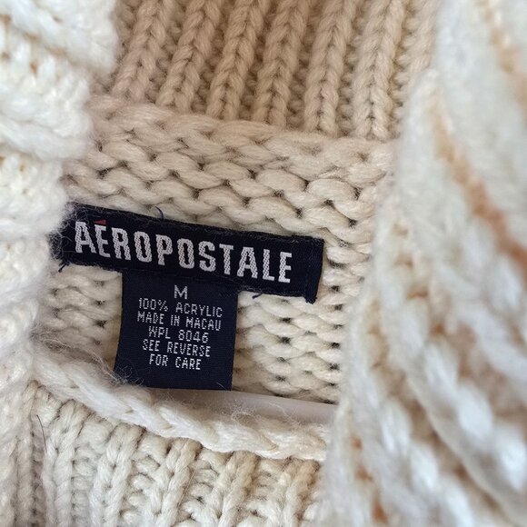Aeropostale Womens Cream Turtleneck Sweater Size M Acrylic Knit Casual Soft Warm - Picture 4 of 7